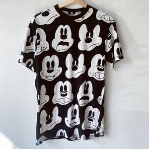 Disney X H&M Mickey Expressions Tee